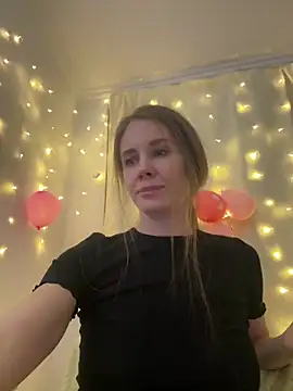 LucieMack online show from 02-16-26, 04:25