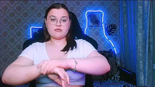 InLoveWithLife26 online show from 03-22-26, 06:55