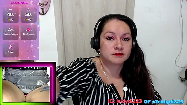 leidydi223 online show from 09-22-25, 12:12