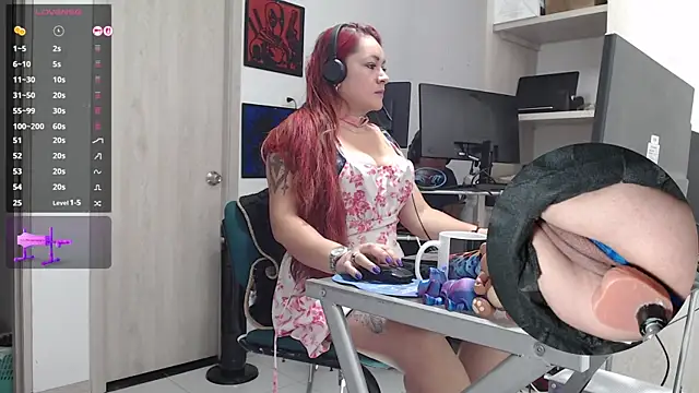 leidydi223 online show from 11-15-25, 10:37