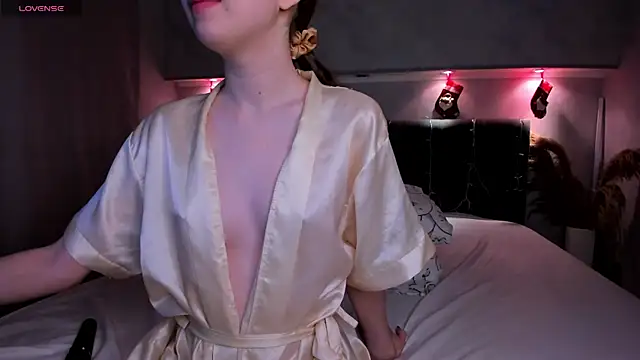 Camilla Kelly online show from 02-09-26, 01:09