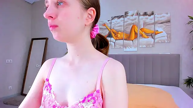 Camilla Kelly online show from 05-15-26, 11:12
