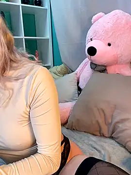 TheRealJessyLey online show from 11-25-25, 07:08