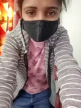 Ruhi 07 online show from 11-18-25, 04:06