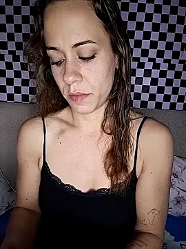 Snapshot of HotGinger66 chatting on 04-29-26, 06:25 HotGinger66 online show from 04-29-26, 06:25