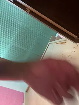 Rose 194 online show from 04-21-26, 03:57