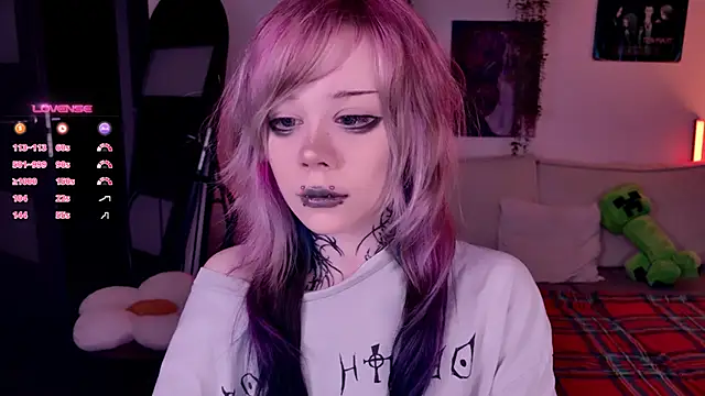 Lollyshy online show from 11-06-25, 10:38