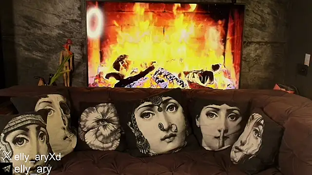 Snapshot of daddyonlyloveme chatting on 03-12-26, 08:04 daddyonlyloveme online show from 03-12-26, 08:04