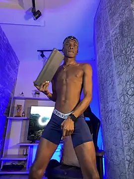 Brycce santos online show from 02-27-26, 04:07