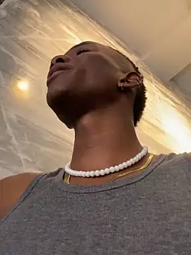 Brycce santos online show from 04-24-26, 11:51