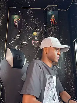 Brycce santos online show from 07-11-26, 01:47