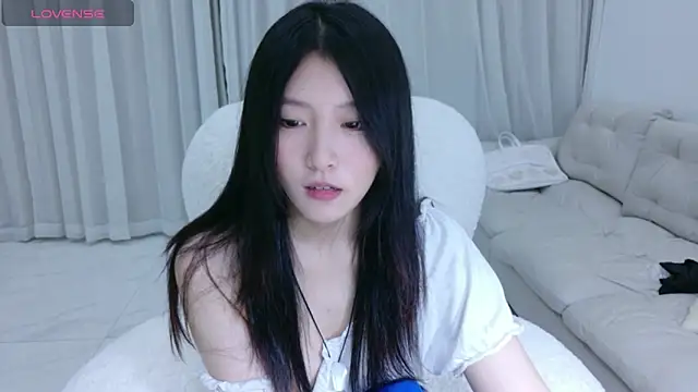 Snapshot of rainybb chatting on 09-27-25, 01:38 rainybb online show from 09-27-25, 01:38