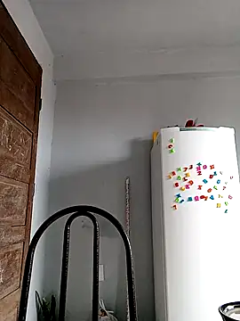 indiazinhabella27 online show from 10-31-25, 11:22