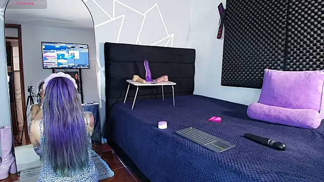 karlamoon23 online show from 04-04-26, 06:05