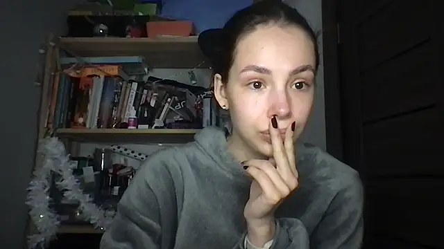 Yuna5343 online show from 01-12-26, 08:25