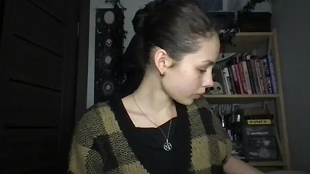 Yuna5343 online show from 03-12-26, 09:32