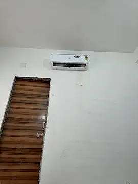 Snapshot of Lusty_Desi chatting on 10-01-25, 04:51 Lusty Desi online show from 10-01-25, 04:51