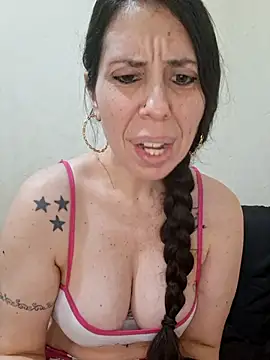 Lhcruz online show from 06-27-26, 12:33