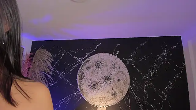 ShaniaDaniels online show from 11-27-25, 10:12