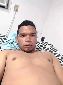 Snapshot of Big_Penis_1000 chatting on 09-19-25, 12:34 Big Penis 1000 online show from 09-19-25, 12:34