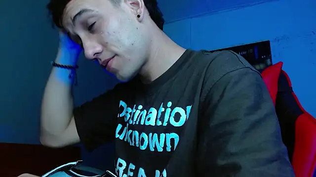 alexgiraldo   online show from 06-13-26, 01:20