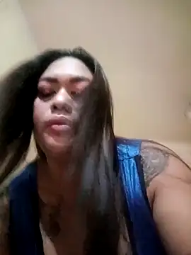 EmmaKantutera online show from 11-04-25, 05:23