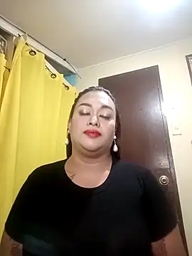 EmmaKantutera online show from 11-19-25, 11:54