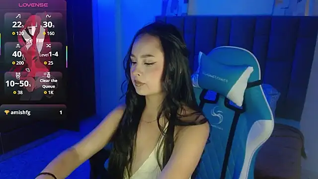 Snapshot of Emma-Flowers chatting on 11-03-25, 07:59 Emma-Flowers online show from 11-03-25, 07:59