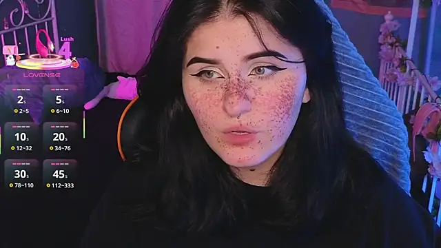 Dark Shine online show from 11-20-25, 06:13