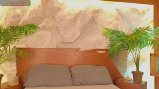 alisonn moon online show from 04-12-26, 05:29