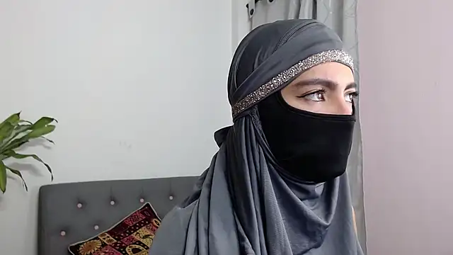 Snapshot of jade_nassar chatting on 09-27-25, 10:37 jade nassar online show from 09-27-25, 10:37