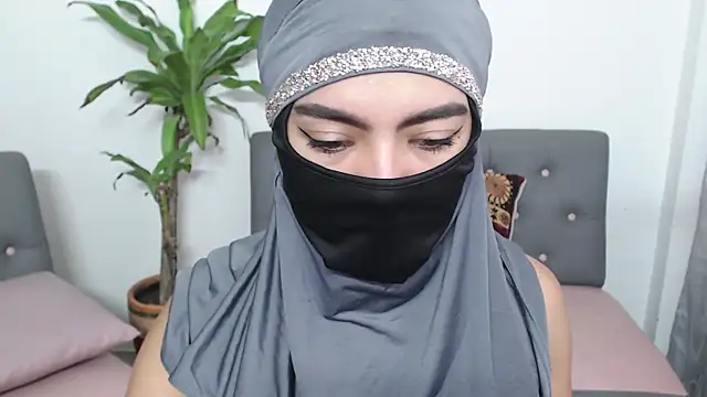 Snapshot of jade_nassar chatting on 10-14-25, 07:47 jade nassar online show from 10-14-25, 07:47
