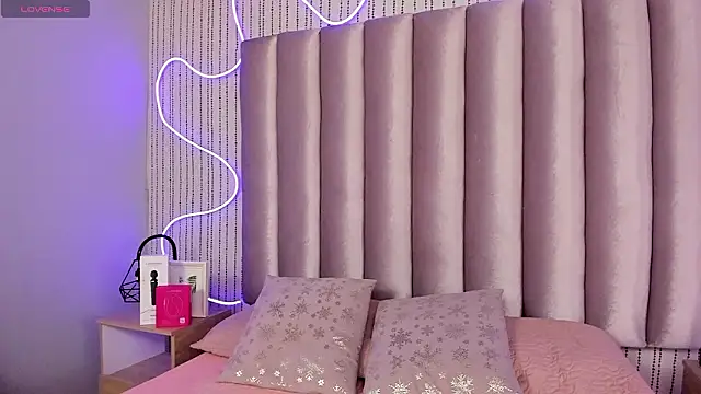 SamanthaPeachss online show from 02-03-26, 11:04