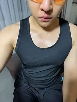 Snapshot of nickjeongz chatting on 06-11-26, 05:22 nickjeongz online show from 06-11-26, 05:22