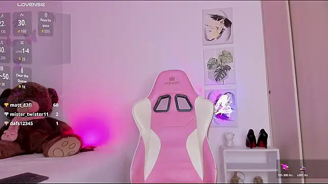 Nataly evans18 online show from 11-18-25, 04:06