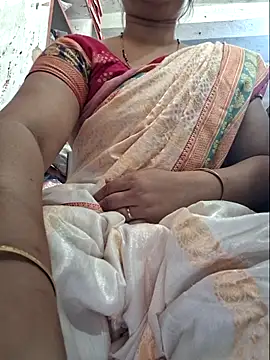 indianhotwife639 online show from 06-18-26, 04:46