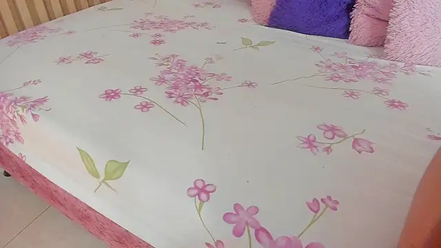 Mila grace  online show from 05-09-26, 06:24