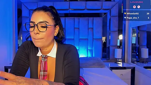 MaddyGray  online show from 12-20-25, 05:20