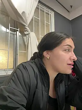 Alyha Cortes online show from 02-06-26, 01:47