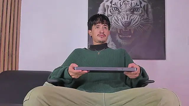 DimitriDeluxe online show from 09-27-25, 07:52