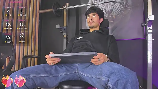 DimitriDeluxe online show from 10-23-25, 08:07