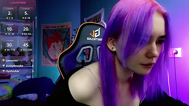 Kiara Dream online show from 10-18-25, 09:04