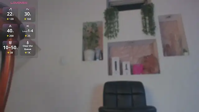 Snapshot of hanny__bunny chatting on 09-11-25, 02:22 hanny  bunny online show from 09-11-25, 02:22