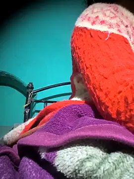 Hotdeam online show from 11-28-25, 08:33