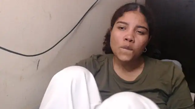 madelene online show from 04-04-26, 03:49