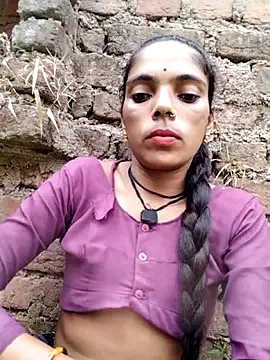 Snapshot of Sonam_mehta chatting on 10-05-25, 04:44 Sonam mehta online show from 10-05-25, 04:44