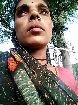 Snapshot of Sonam_mehta chatting on 10-06-25, 11:07 Sonam mehta online show from 10-06-25, 11:07