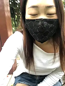 hhouq936 online show from 09-12-25, 02:00