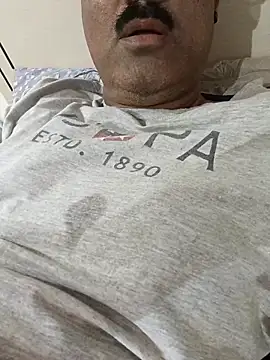 moonflower25 online show from 10-20-25, 07:47