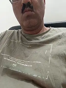 moonflower25 online show from 04-08-26, 08:42